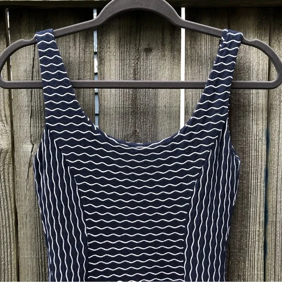 Milly New York Maria Sleeveless Dress Size S Navy White Wavy Stripes Stretch - Picture 14 of 16